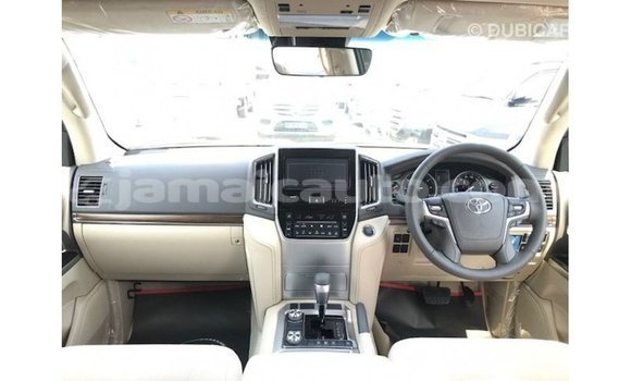 Buy Import Toyota Land Cruiser White Car in Import - Dubai in Clarendon Buy Import Toyota Land Cruiser White Car in Import - Dubai in Clarendon