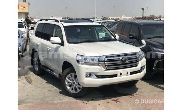 Buy Import Toyota Land Cruiser White Car in Import - Dubai in Clarendon Buy Import Toyota Land Cruiser White Car in Import - Dubai in Clarendon