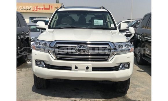 Buy Import Toyota Land Cruiser White Car in Import - Dubai in Clarendon Buy Import Toyota Land Cruiser White Car in Import - Dubai in Clarendon