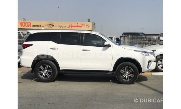 Buy Import Toyota Fortuner White Car in Import - Dubai in Clarendon Buy Import Toyota Fortuner White Car in Import - Dubai in Clarendon