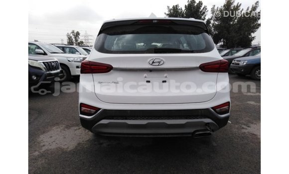 Acheter Import Voiture Hyundai Santa Fe Blanc à Import - Dubai, Clarendon Acheter Import Voiture Hyundai Santa Fe Blanc à Import - Dubai, Clarendon