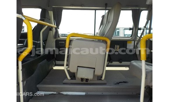 Buy Import Toyota Hiace White Car in Import - Dubai in Clarendon Buy Import Toyota Hiace White Car in Import - Dubai in Clarendon