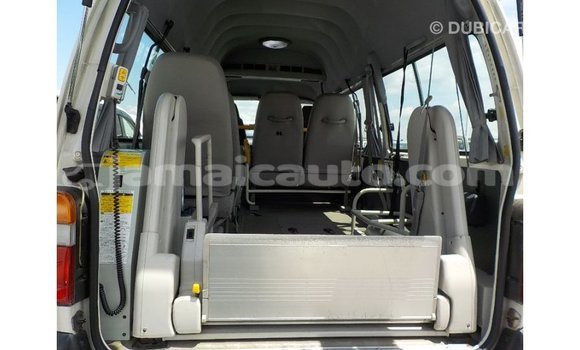 Buy Import Toyota Hiace White Car in Import - Dubai in Clarendon Buy Import Toyota Hiace White Car in Import - Dubai in Clarendon