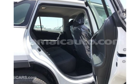 Buy Import Toyota 4Runner White Car in Import - Dubai in Clarendon Buy Import Toyota 4Runner White Car in Import - Dubai in Clarendon