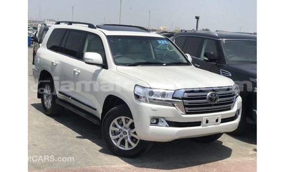 Buy Import Toyota Land Cruiser White Car in Import - Dubai in Clarendon Buy Import Toyota Land Cruiser White Car in Import - Dubai in Clarendon