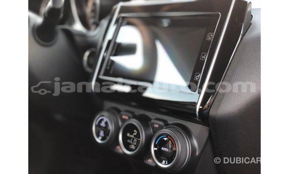 Acheter Import Voiture Suzuki Swift Noir à Import - Dubai, Clarendon Acheter Import Voiture Suzuki Swift Noir à Import - Dubai, Clarendon