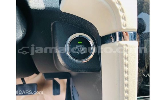 Acheter Import Voiture Toyota Rush Rouge à Import - Dubai, Clarendon Acheter Import Voiture Toyota Rush Rouge à Import - Dubai, Clarendon