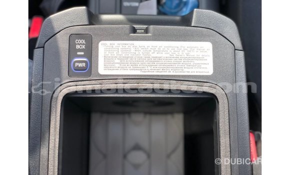 Acheter Import Voiture Toyota Prado Autre à Import - Dubai, Clarendon Acheter Import Voiture Toyota Prado Autre à Import - Dubai, Clarendon