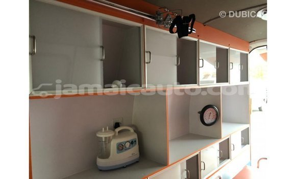 Buy Import Toyota Hiace White Car in Import - Dubai in Clarendon Buy Import Toyota Hiace White Car in Import - Dubai in Clarendon