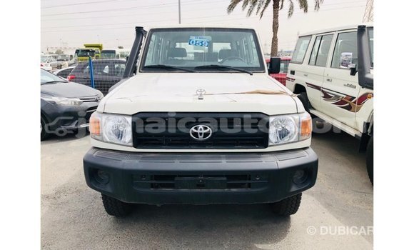 Buy Import Toyota Land Cruiser White Car in Import - Dubai in Clarendon Buy Import Toyota Land Cruiser White Car in Import - Dubai in Clarendon