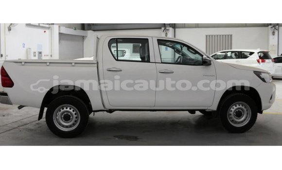 Buy Import Toyota Hilux White Car in Import - Dubai in Clarendon Buy Import Toyota Hilux White Car in Import - Dubai in Clarendon