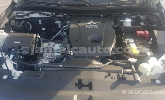 Buy Import Mitsubishi L200 White Car in Import - Dubai in Clarendon Buy Import Mitsubishi L200 White Car in Import - Dubai in Clarendon