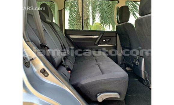 Buy Import Mitsubishi Pajero Other Car in Import - Dubai in Clarendon Buy Import Mitsubishi Pajero Other Car in Import - Dubai in Clarendon