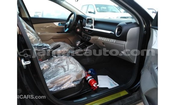 Acheter Import Voiture Kia Cerato Noir à Import - Dubai, Clarendon Acheter Import Voiture Kia Cerato Noir à Import - Dubai, Clarendon