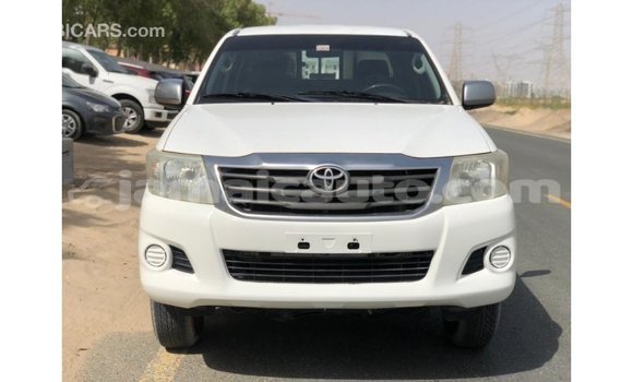 Buy Import Toyota Hilux White Car in Import - Dubai in Clarendon Buy Import Toyota Hilux White Car in Import - Dubai in Clarendon