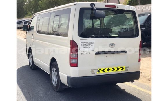 Buy Import Toyota Hiace White Car in Import - Dubai in Clarendon Buy Import Toyota Hiace White Car in Import - Dubai in Clarendon