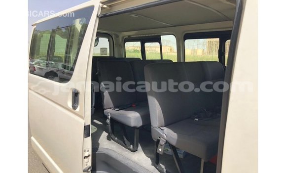 Buy Import Toyota Hiace White Car in Import - Dubai in Clarendon Buy Import Toyota Hiace White Car in Import - Dubai in Clarendon
