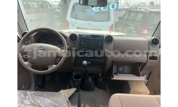 Acheter Import Voiture Toyota Land Cruiser Autre à Import - Dubai, Clarendon Acheter Import Voiture Toyota Land Cruiser Autre à Import - Dubai, Clarendon
