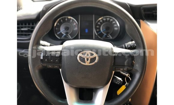 Buy Import Toyota Fortuner White Car in Import - Dubai in Clarendon Buy Import Toyota Fortuner White Car in Import - Dubai in Clarendon