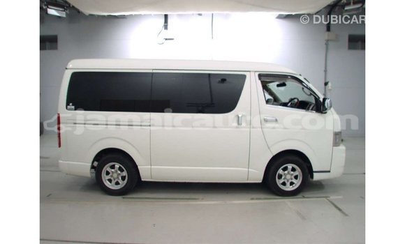 Buy Import Toyota Regius White Car in Import - Dubai in Clarendon Buy Import Toyota Regius White Car in Import - Dubai in Clarendon