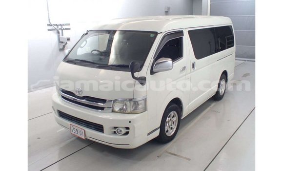 Buy Import Toyota Regius White Car in Import - Dubai in Clarendon Buy Import Toyota Regius White Car in Import - Dubai in Clarendon