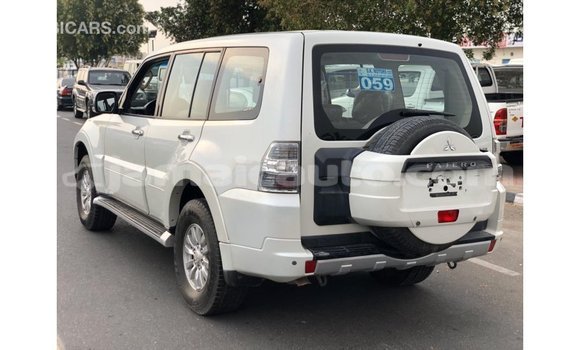 Buy Import Mitsubishi Pajero White Car in Import - Dubai in Clarendon Buy Import Mitsubishi Pajero White Car in Import - Dubai in Clarendon