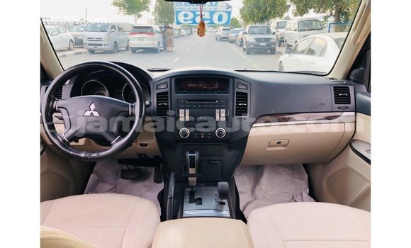 Buy Import Mitsubishi Pajero White Car in Import - Dubai in Clarendon Buy Import Mitsubishi Pajero White Car in Import - Dubai in Clarendon