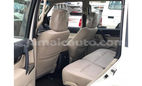 Buy Import Mitsubishi Pajero White Car in Import - Dubai in Clarendon Buy Import Mitsubishi Pajero White Car in Import - Dubai in Clarendon