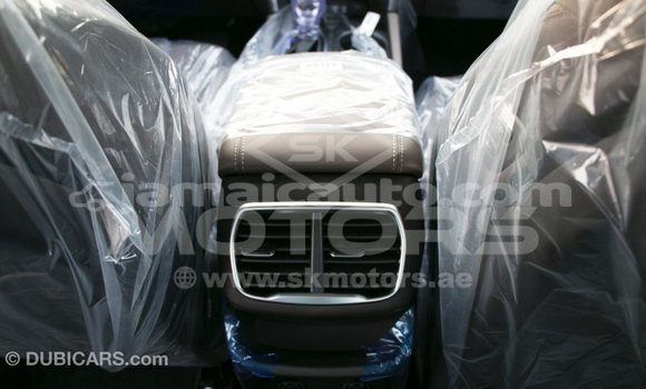 Acheter Import Voiture Hyundai Santa Fe Marron à Import - Dubai, Clarendon Acheter Import Voiture Hyundai Santa Fe Marron à Import - Dubai, Clarendon