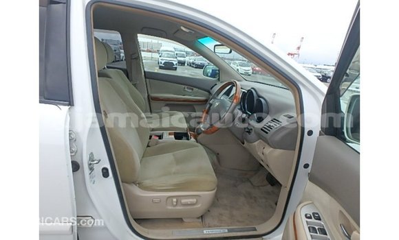 Buy Import Toyota Harrier White Car in Import - Dubai in Clarendon Buy Import Toyota Harrier White Car in Import - Dubai in Clarendon
