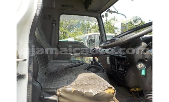 Buy Import Isuzu FTR 850 White Truck in Import - Dubai in Clarendon Buy Import Isuzu FTR 850 White Truck in Import - Dubai in Clarendon