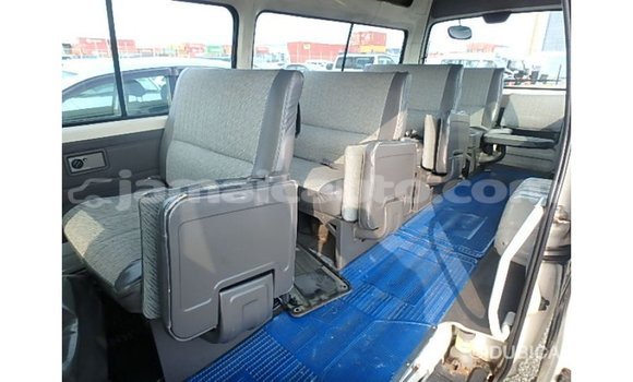 Buy Import Nissan Caravan White Car in Import - Dubai in Clarendon Buy Import Nissan Caravan White Car in Import - Dubai in Clarendon