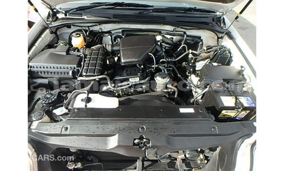 Buy Import Toyota Hilux White Car in Import - Dubai in Clarendon Buy Import Toyota Hilux White Car in Import - Dubai in Clarendon