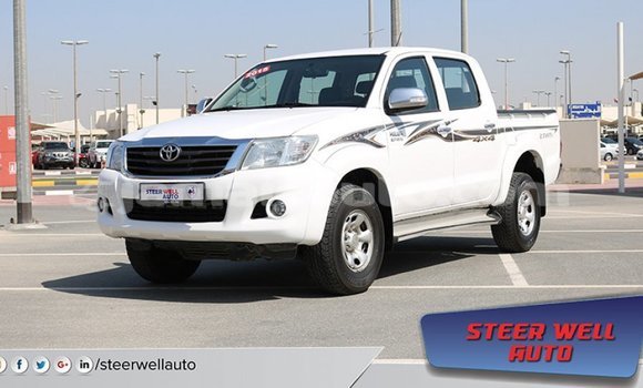 Buy Import Toyota Hilux White Car in Import - Dubai in Clarendon Buy Import Toyota Hilux White Car in Import - Dubai in Clarendon