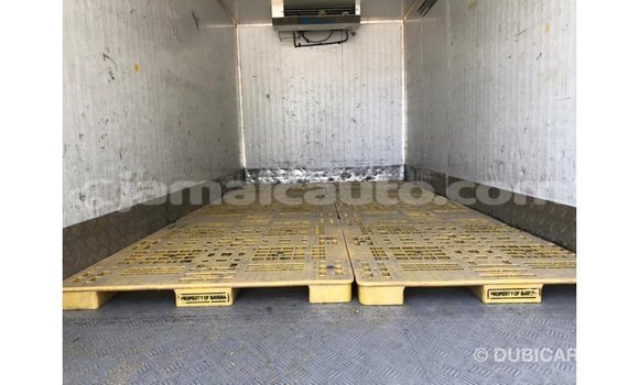 Acheter Import Voiture Mitsubishi i Blanc à Import - Dubai, Clarendon Acheter Import Voiture Mitsubishi i Blanc à Import - Dubai, Clarendon