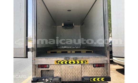 Acheter Import Voiture Mitsubishi i Blanc à Import - Dubai, Clarendon Acheter Import Voiture Mitsubishi i Blanc à Import - Dubai, Clarendon