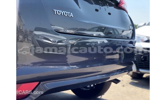 Acheter Import Voiture Toyota Yaris Autre à Import - Dubai, Clarendon Acheter Import Voiture Toyota Yaris Autre à Import - Dubai, Clarendon