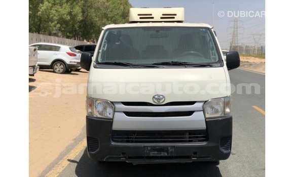 Buy Import Toyota Hiace White Car in Import - Dubai in Clarendon Buy Import Toyota Hiace White Car in Import - Dubai in Clarendon