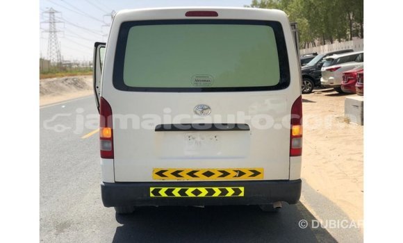 Buy Import Toyota Hiace White Car in Import - Dubai in Clarendon Buy Import Toyota Hiace White Car in Import - Dubai in Clarendon