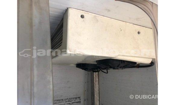 Buy Import Toyota Hiace White Car in Import - Dubai in Clarendon Buy Import Toyota Hiace White Car in Import - Dubai in Clarendon