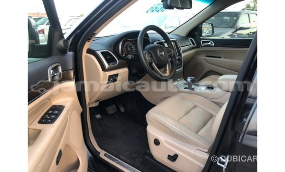 Acheter Import Voiture Jeep Grand Cherokee Noir à Import - Dubai, Clarendon Acheter Import Voiture Jeep Grand Cherokee Noir à Import - Dubai, Clarendon