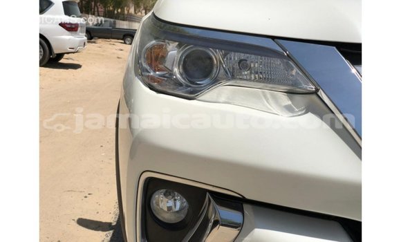 Buy Import Toyota Fortuner White Car in Import - Dubai in Clarendon Buy Import Toyota Fortuner White Car in Import - Dubai in Clarendon