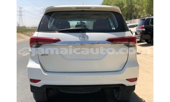 Buy Import Toyota Fortuner White Car in Import - Dubai in Clarendon Buy Import Toyota Fortuner White Car in Import - Dubai in Clarendon