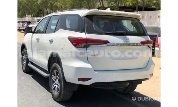 Buy Import Toyota Fortuner White Car in Import - Dubai in Clarendon Buy Import Toyota Fortuner White Car in Import - Dubai in Clarendon