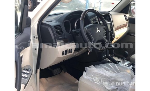 Buy Import Mitsubishi Pajero Black Car in Import - Dubai in Clarendon Buy Import Mitsubishi Pajero Black Car in Import - Dubai in Clarendon