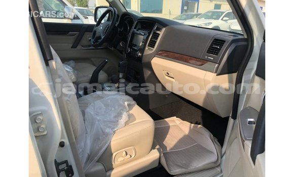 Buy Import Mitsubishi Pajero Black Car in Import - Dubai in Clarendon Buy Import Mitsubishi Pajero Black Car in Import - Dubai in Clarendon