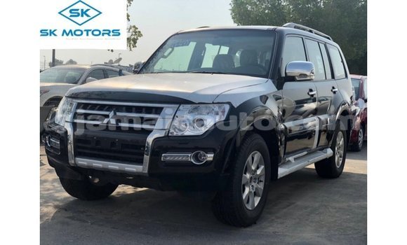 Acheter Import Voiture Mitsubishi Pajero Noir à Import - Dubai, Clarendon Acheter Import Voiture Mitsubishi Pajero Noir à Import - Dubai, Clarendon