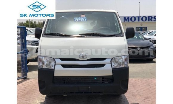 Buy Import Toyota Hiace White Car in Import - Dubai in Clarendon