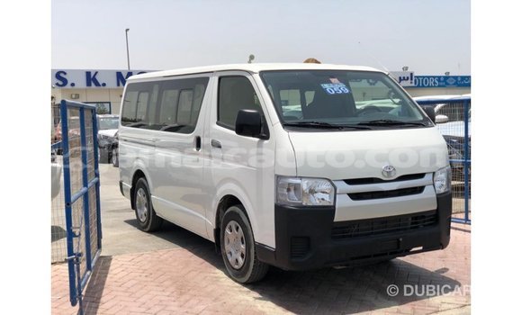 Buy Import Toyota Hiace White Car in Import - Dubai in Clarendon Buy Import Toyota Hiace White Car in Import - Dubai in Clarendon