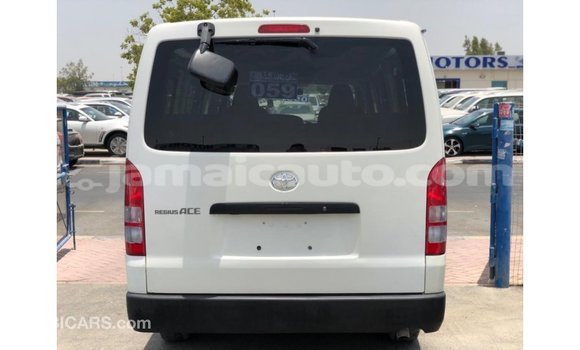 Buy Import Toyota Hiace White Car in Import - Dubai in Clarendon Buy Import Toyota Hiace White Car in Import - Dubai in Clarendon